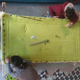 Atelier partagé d'Un Mouton dans la Chambre, stages / formations, couverture, oreiller, tapis à Ancenis, Vasles, Angers, Saint Nazaire…